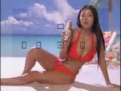 Seksi Japon'dan dondurma reklamı